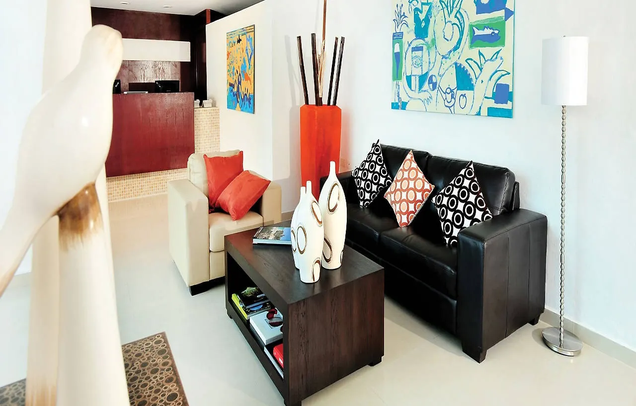 Bambu Suites Playa del Carmen 3*,