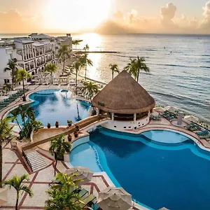 Panama Jack Resort