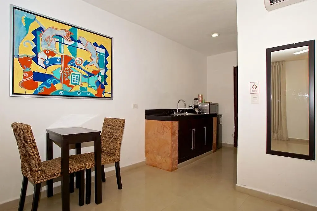 Bambu Suites Playa del Carmen Aparthotel